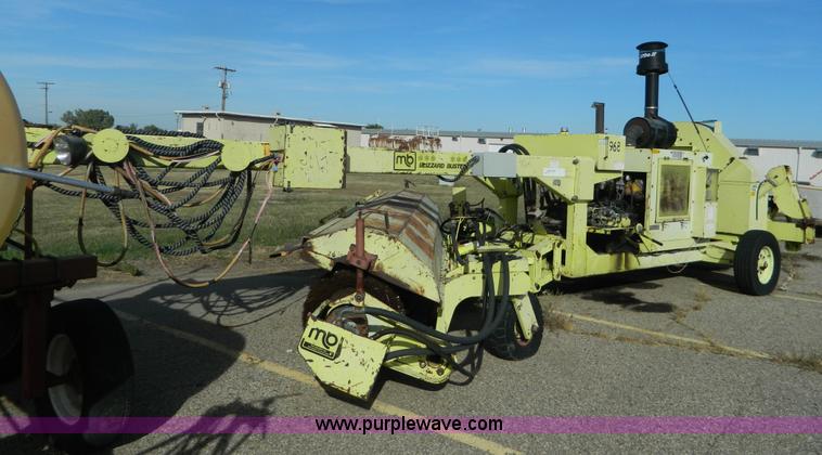 image for item AZ9181 Blizzard Buster hydraulic broom