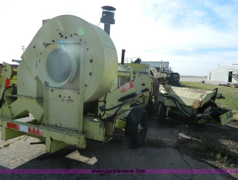 image for item AZ9181 Blizzard Buster hydraulic broom