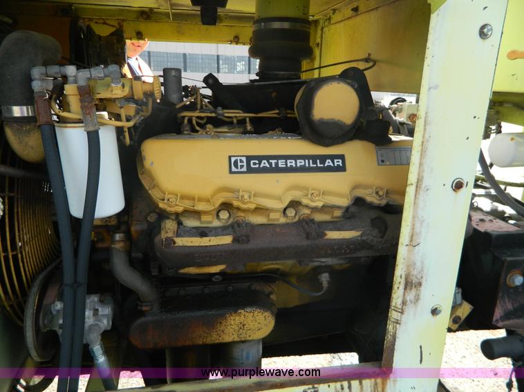 image for item AZ9181 Blizzard Buster hydraulic broom