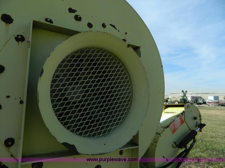 image for item AZ9181 Blizzard Buster hydraulic broom