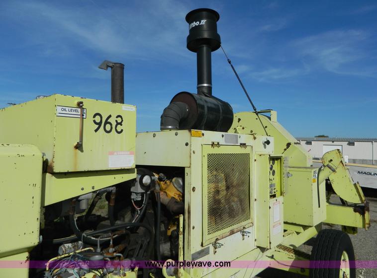 image for item AZ9181 Blizzard Buster hydraulic broom