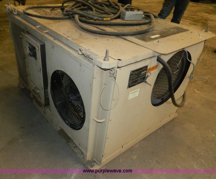 image for item AZ9186 U.S. Army surplus portable AC unit