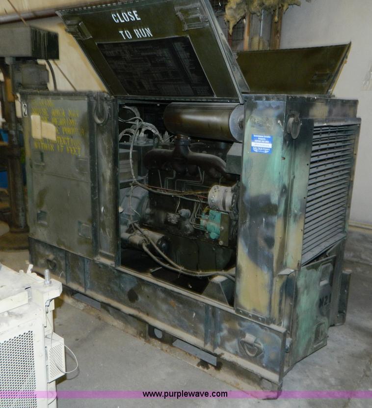 image for item AZ9187 U.S. Army Surplus portable generator