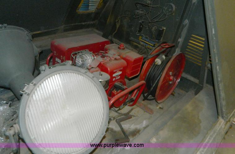 image for item AZ9189 U.S. Army Surplus light tower