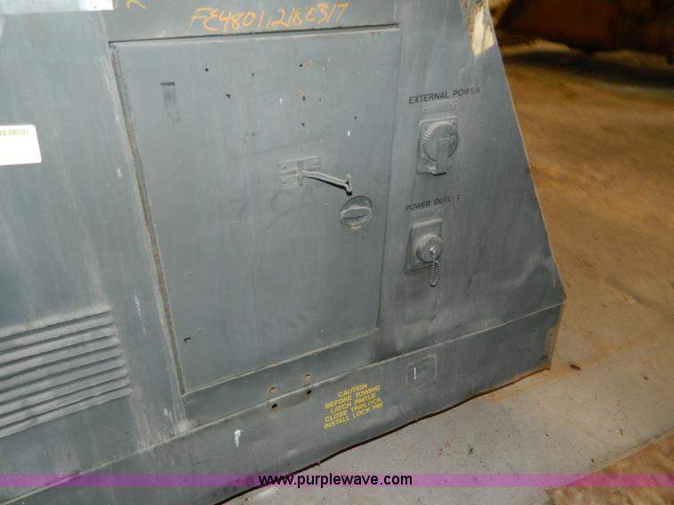 image for item AZ9189 U.S. Army Surplus light tower