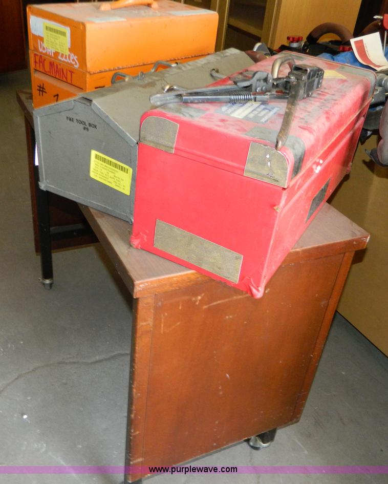 image for item AZ9208 Assorted tools