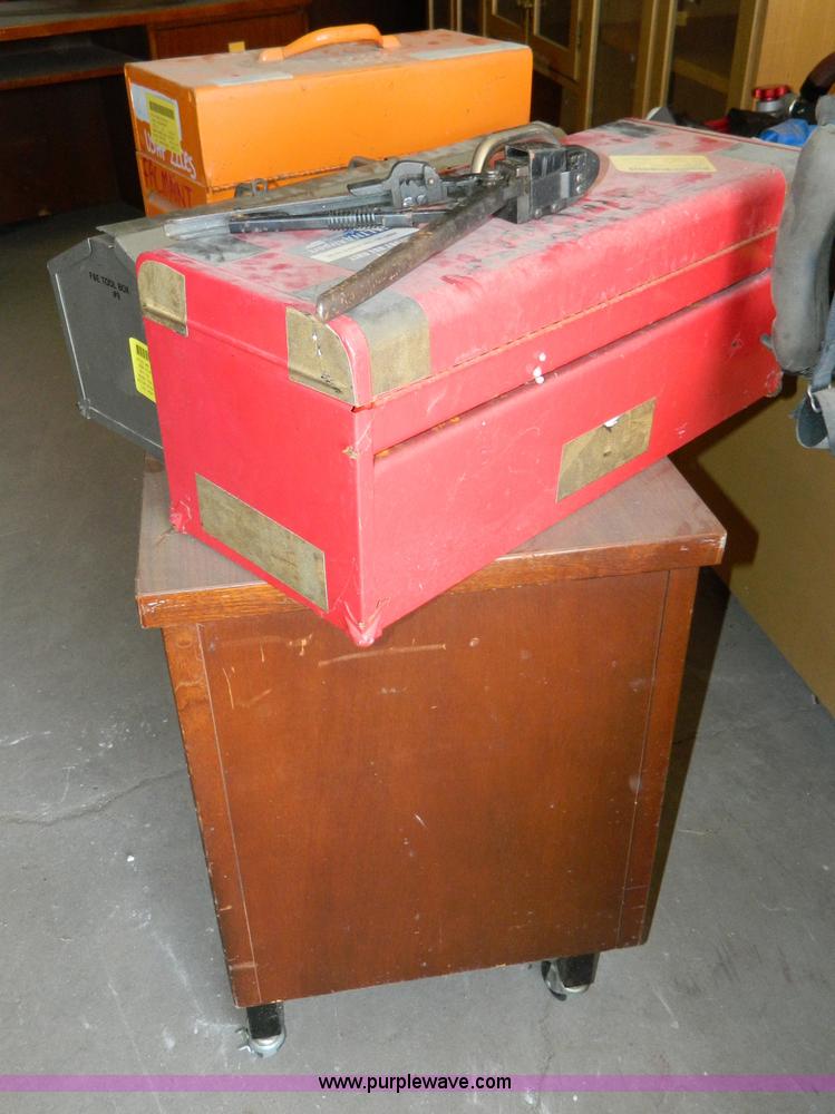 image for item AZ9208 Assorted tools