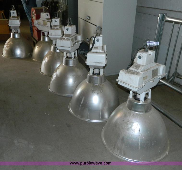 image for item AZ9213 (6) Hubbell lights