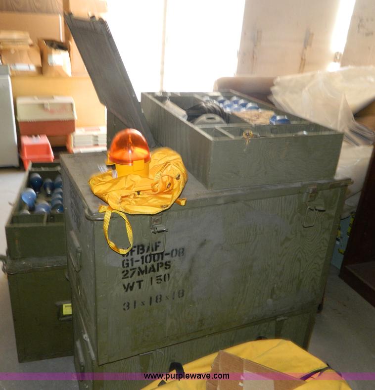 image for item AZ9214 Emergency Runway beacons