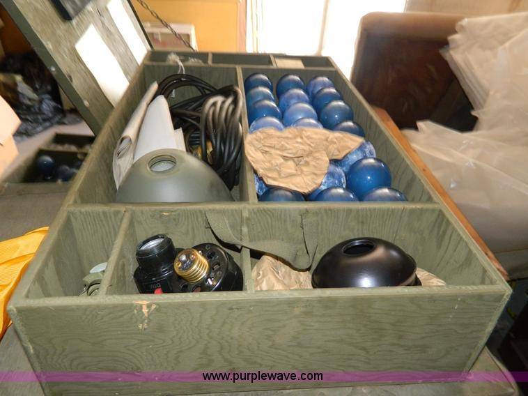 image for item AZ9214 Emergency Runway beacons