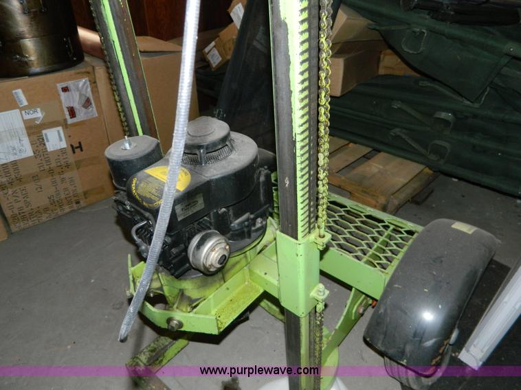 image for item AZ9215 Portable pot hole drilling machine