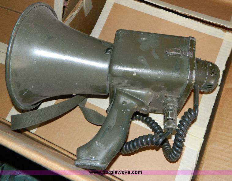 image for item AZ9216 U.S. Army Surplus mega phone