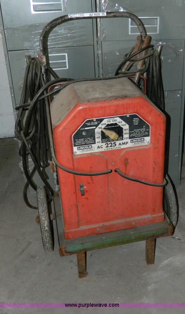 image for item AZ9220 Lincoln arc welder