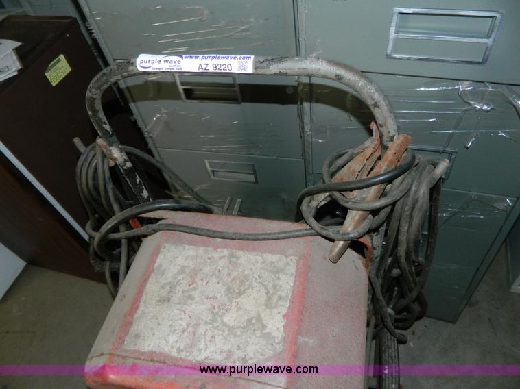 image for item AZ9220 Lincoln arc welder