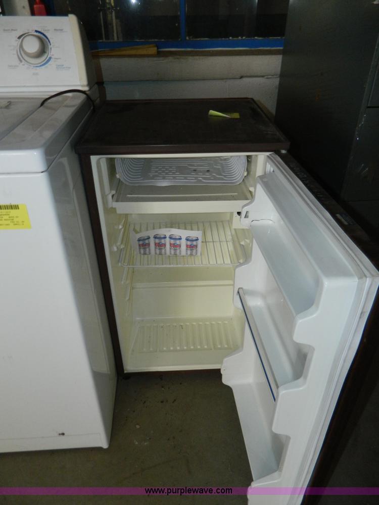 image for item AZ9222 Whirlpool large capacity washer