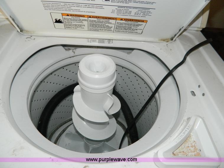 image for item AZ9222 Whirlpool large capacity washer