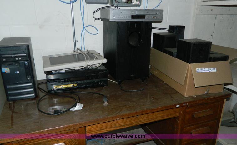 image for item AZ9226 Assorted items