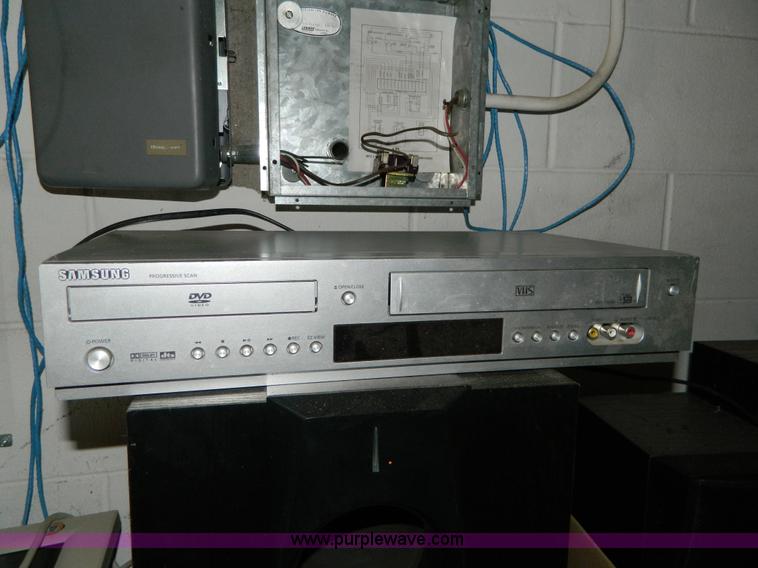 image for item AZ9226 Assorted items