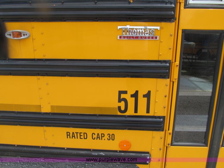 image for item D7454 2005 Ford Econoline E450 school bus