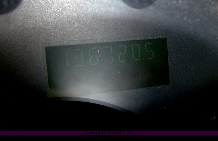 image for item D7454 2005 Ford Econoline E450 school bus