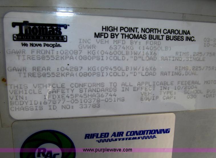 image for item D7454 2005 Ford Econoline E450 school bus