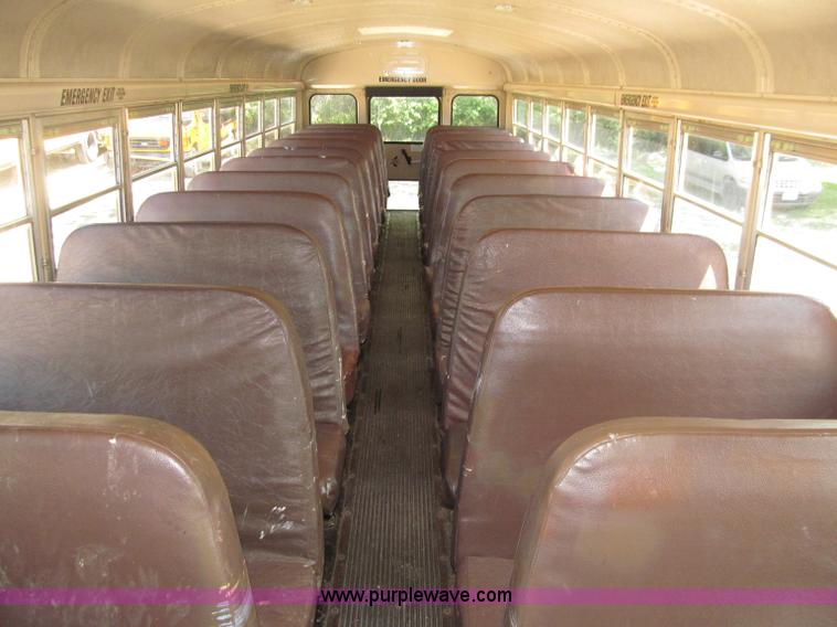 image for item D7457 1998 International 3800 Thomas school bus