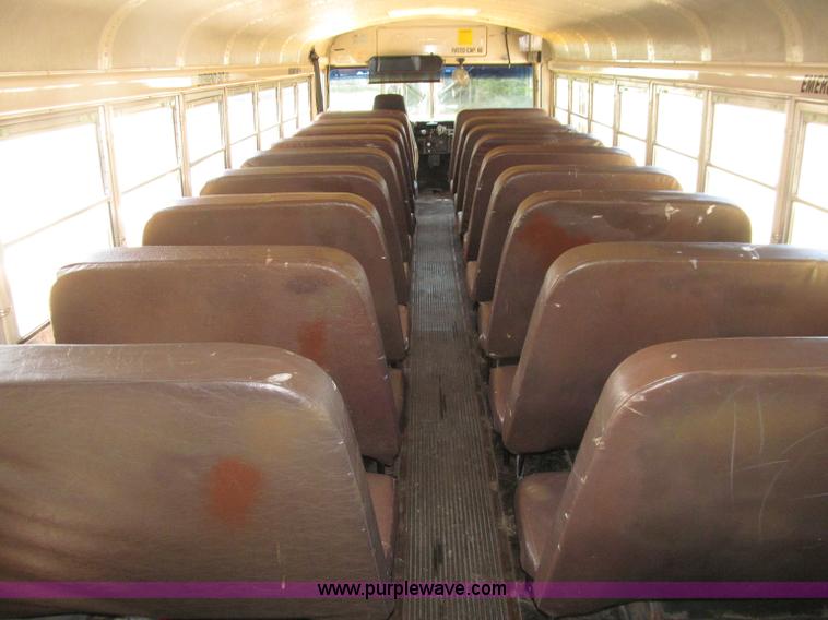 image for item D7457 1998 International 3800 Thomas school bus