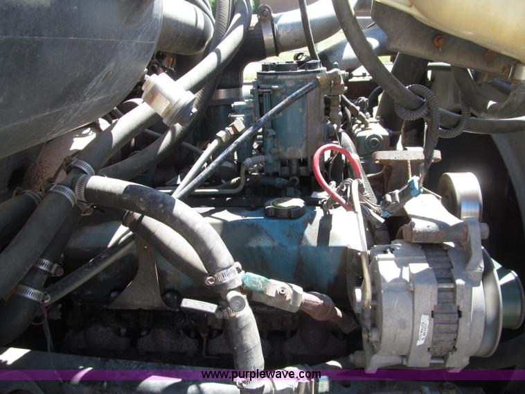 image for item D7457 1998 International 3800 Thomas school bus