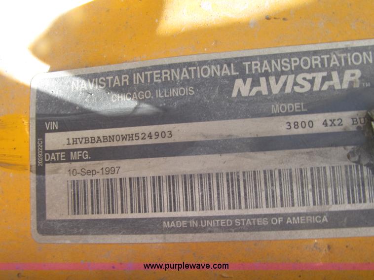 image for item D7457 1998 International 3800 Thomas school bus