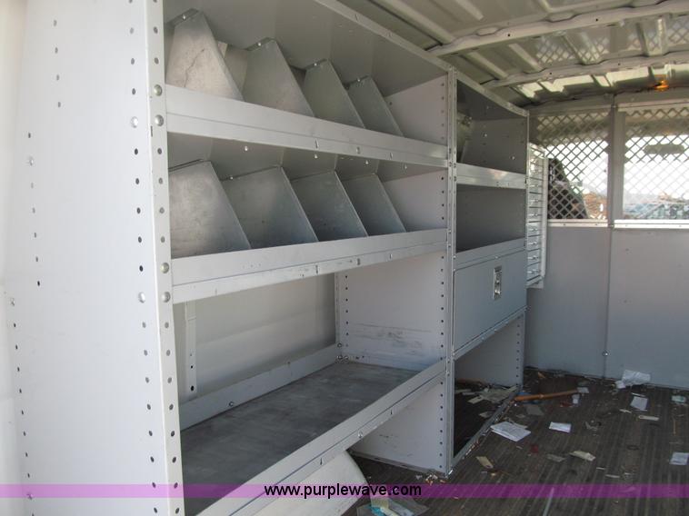 image for item E4554 2001 Dodge Ram Van 2500 van