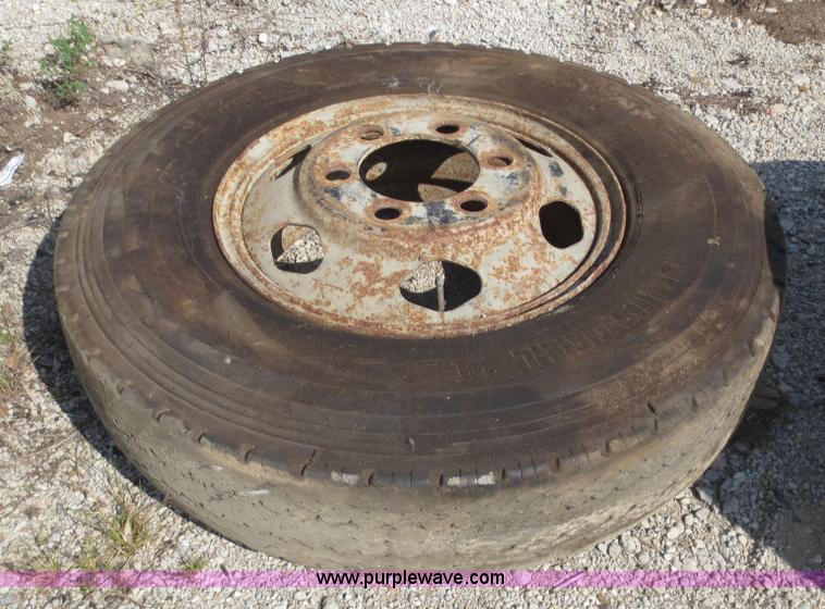 image for item F6683 Assorted tires and wheels