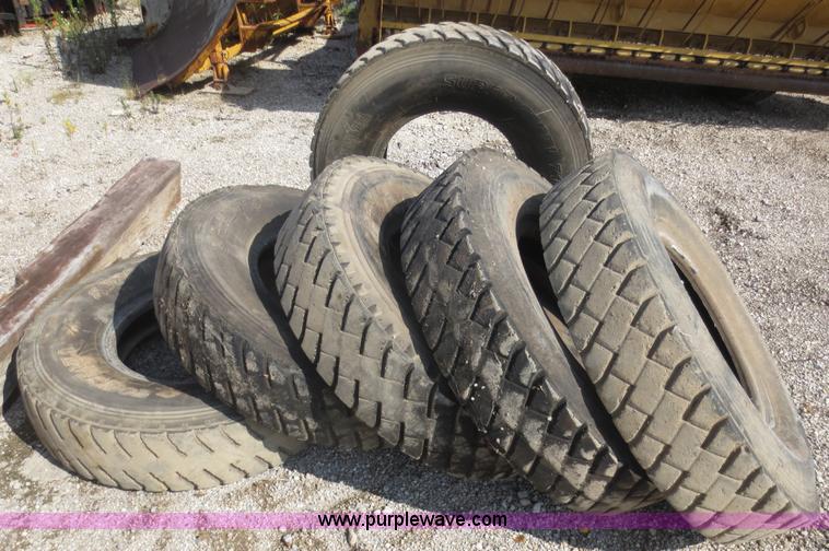 image for item F6683 Assorted tires and wheels