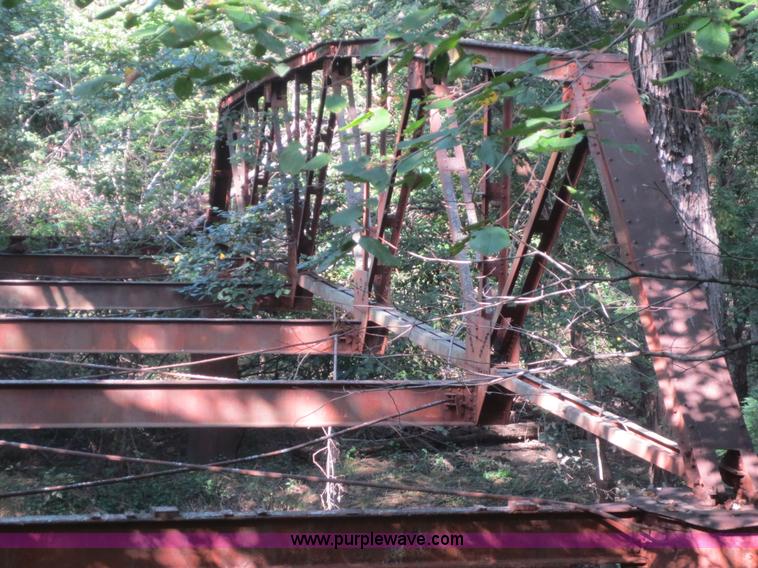 image for item F6684 Steel truss bridge