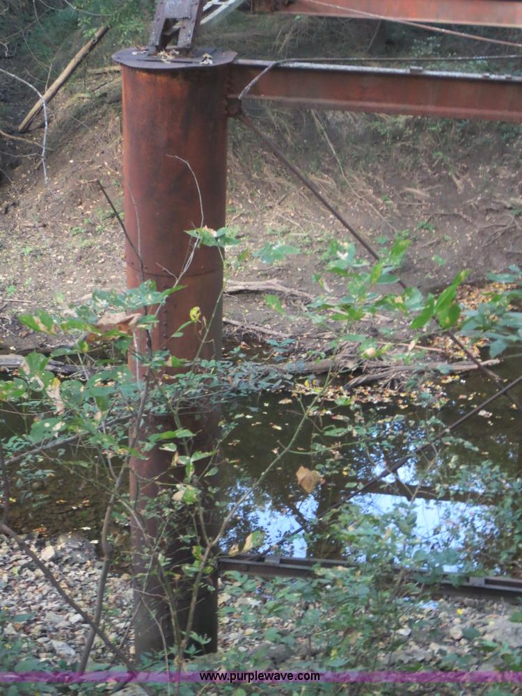 image for item F6684 Steel truss bridge