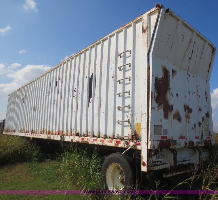 image for item F6685 1994 Wilkens 44' walking floor trailer