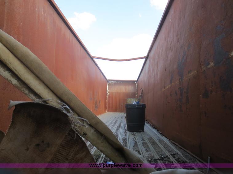 image for item F6685 1994 Wilkens 44' walking floor trailer