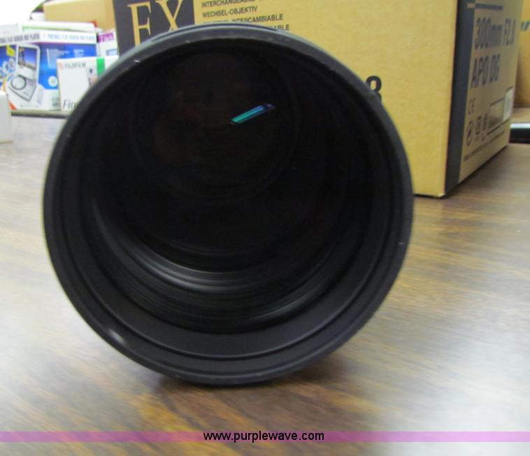 image for item G4213 Sigma F2.8 AP0 DG camera lense