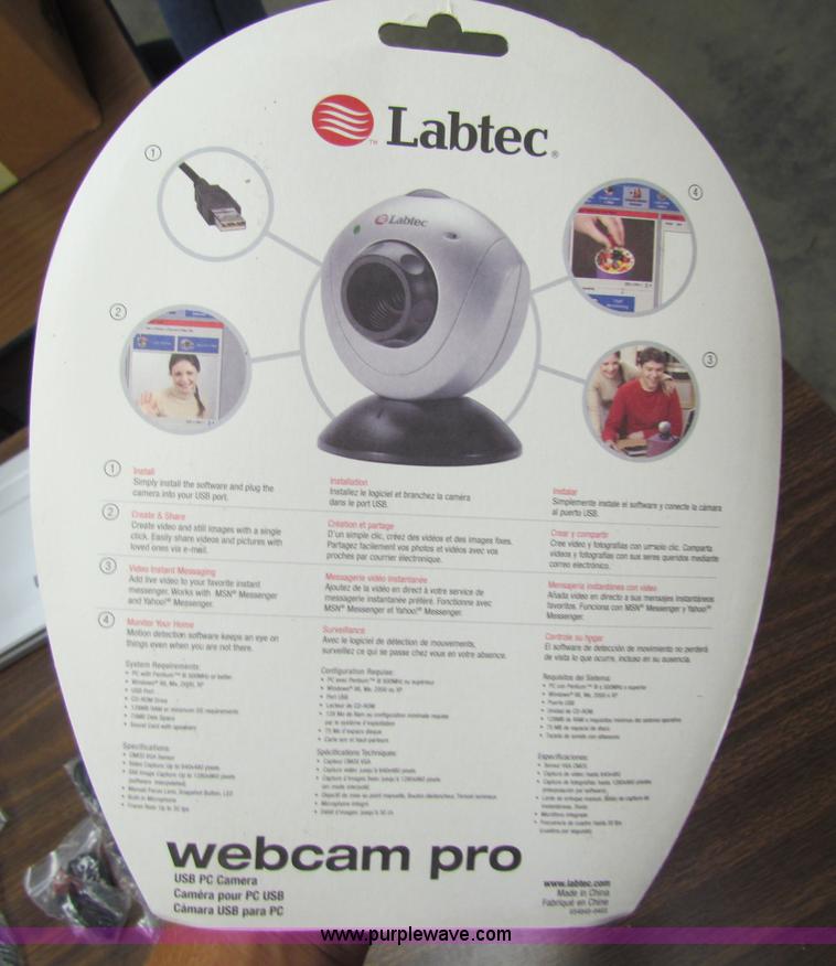 image for item G4219 Mustek PL510T portable DVD player