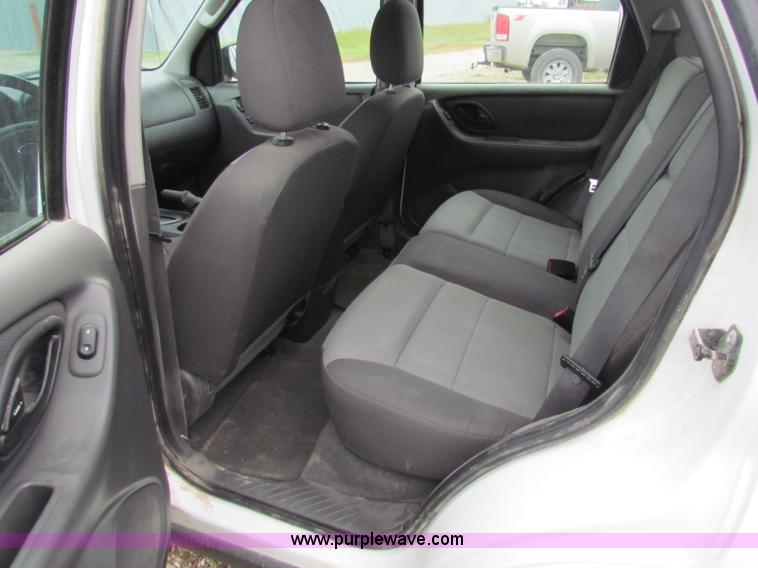 image for item G4221 2006 Ford Escape XLS