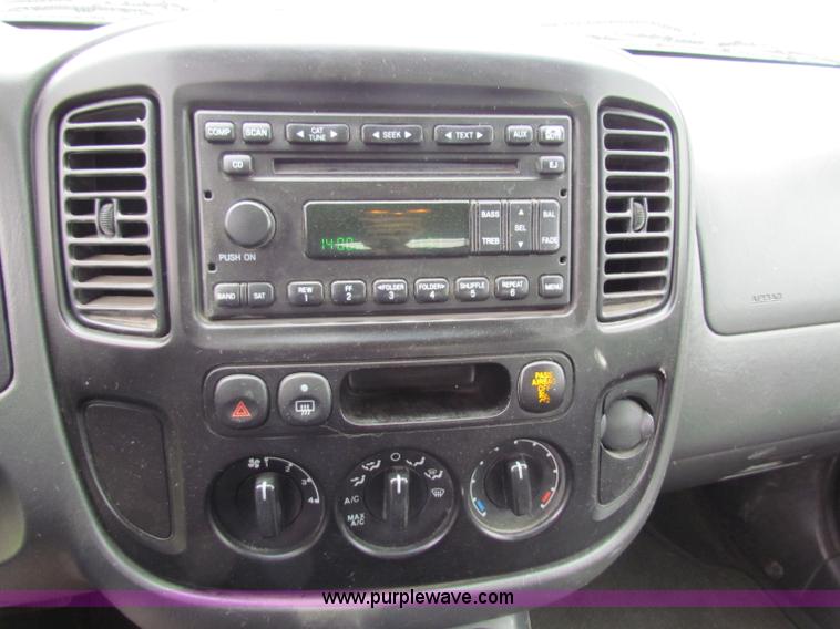 image for item G4221 2006 Ford Escape XLS