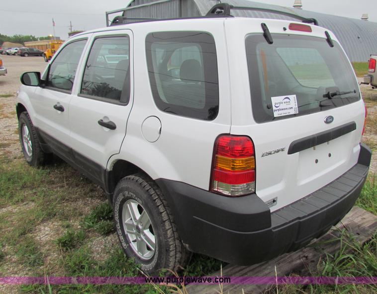 image for item G4221 2006 Ford Escape XLS