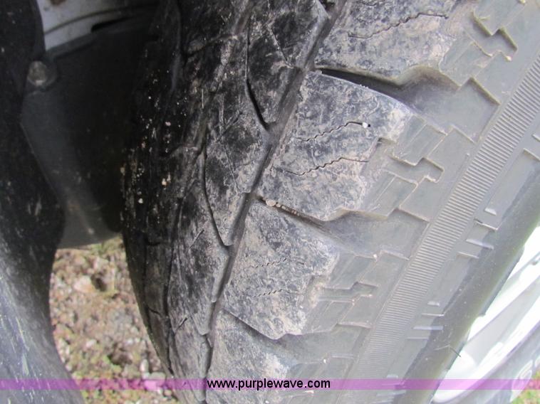 image for item G4221 2006 Ford Escape XLS