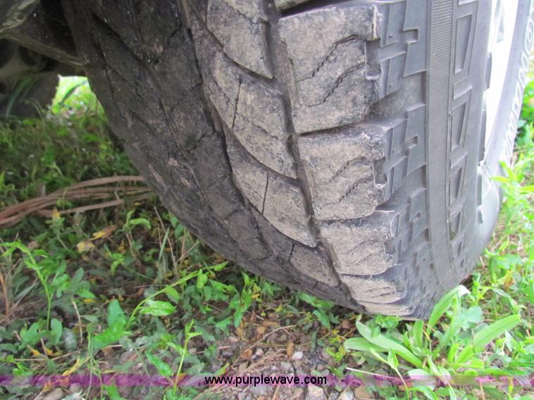 image for item G4221 2006 Ford Escape XLS