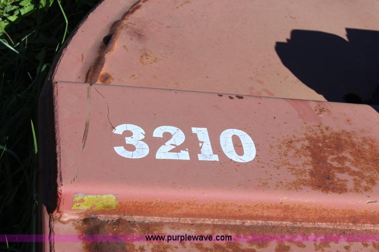 image for item H6882 Bush Hog 3210 rotary mower