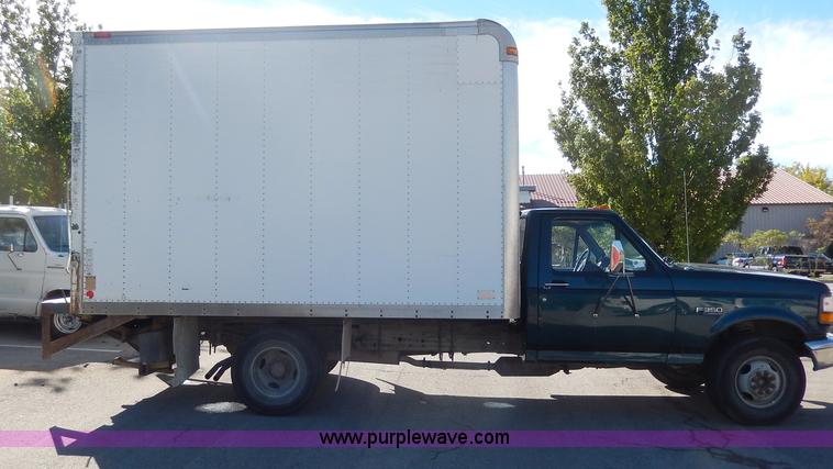 image for item H9640 1997 Ford F350 XL box truck