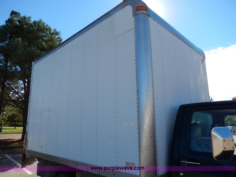 image for item H9640 1997 Ford F350 XL box truck