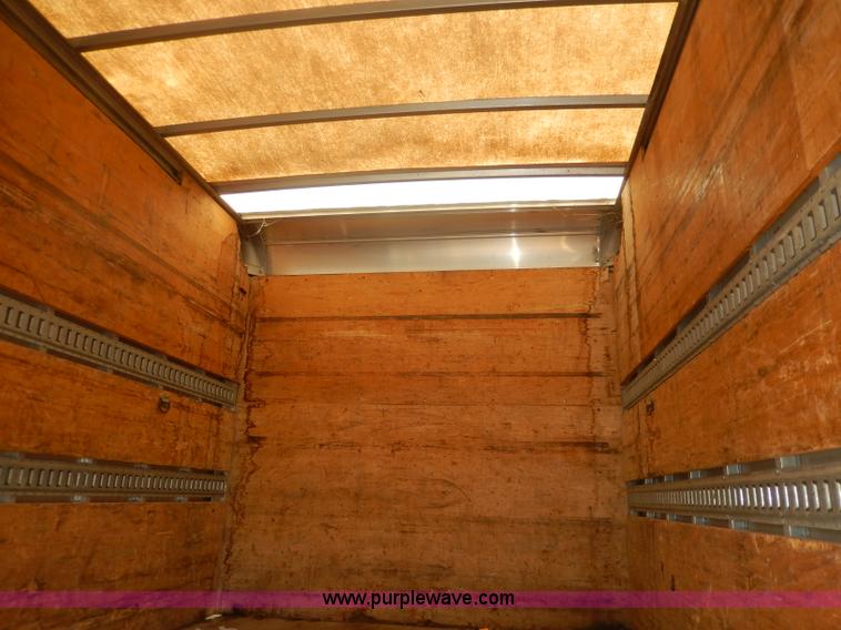 image for item H9640 1997 Ford F350 XL box truck