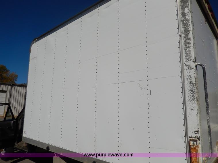 image for item H9640 1997 Ford F350 XL box truck