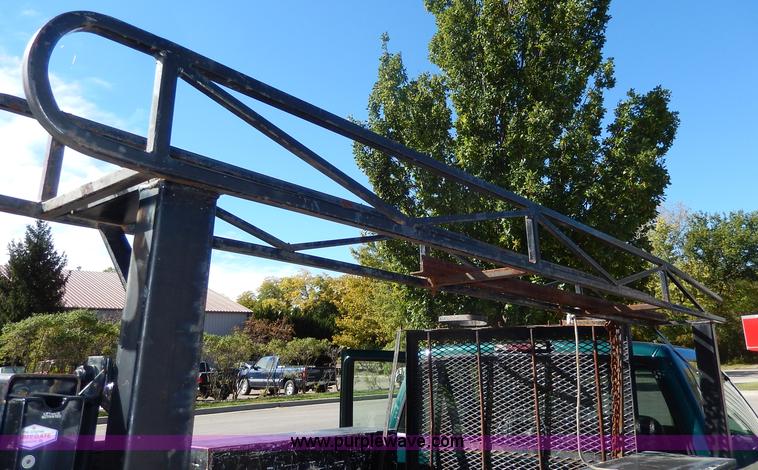 image for item H9641 1998 Chevrolet Cheyenne 2500 flatbed truck