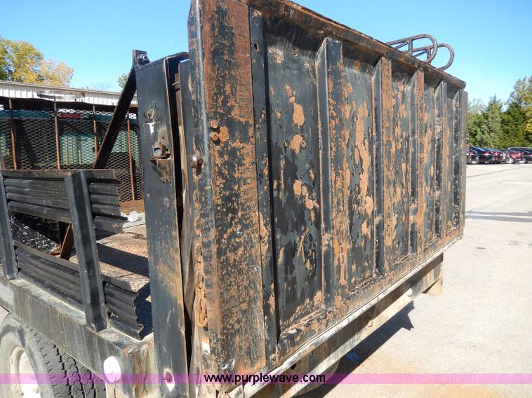 image for item H9641 1998 Chevrolet Cheyenne 2500 flatbed truck